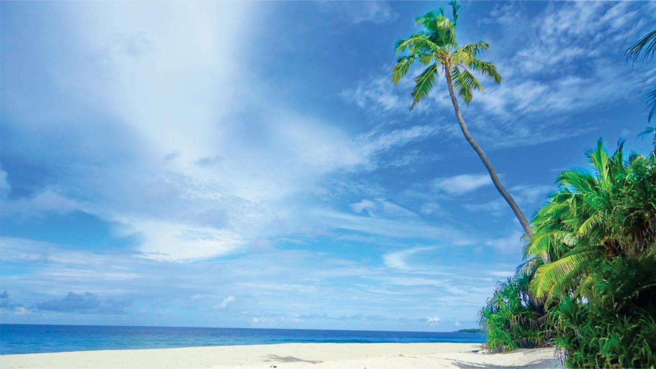 Отель Calyx Grand Fuvahmulah Экстерьер фото